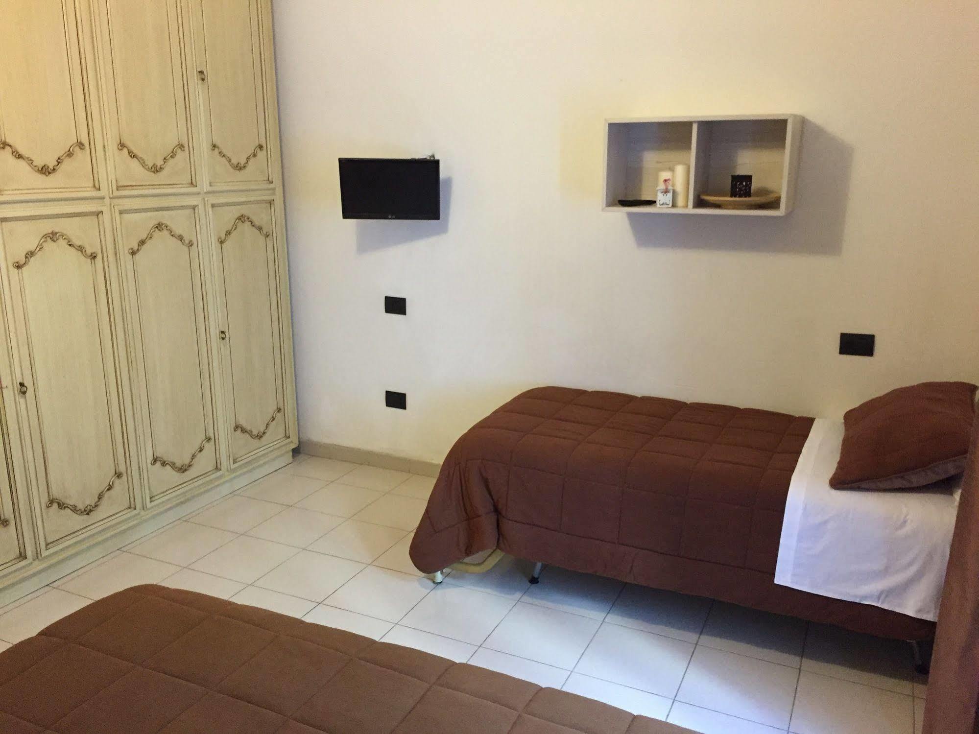 Greenriver Otel Ponsacco Dış mekan fotoğraf