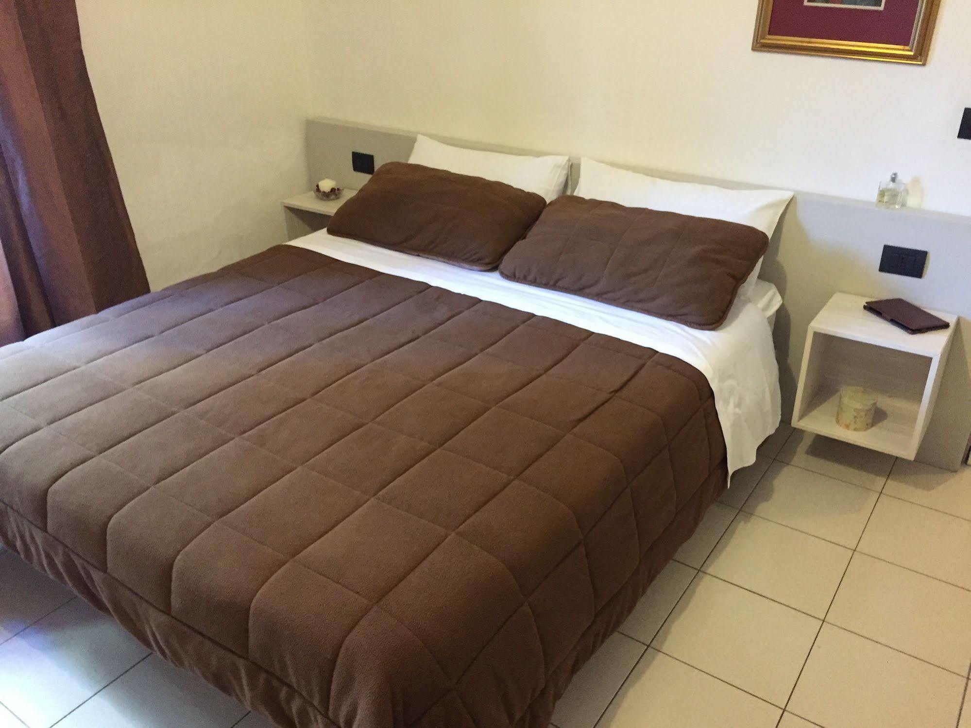 Greenriver Otel Ponsacco Dış mekan fotoğraf
